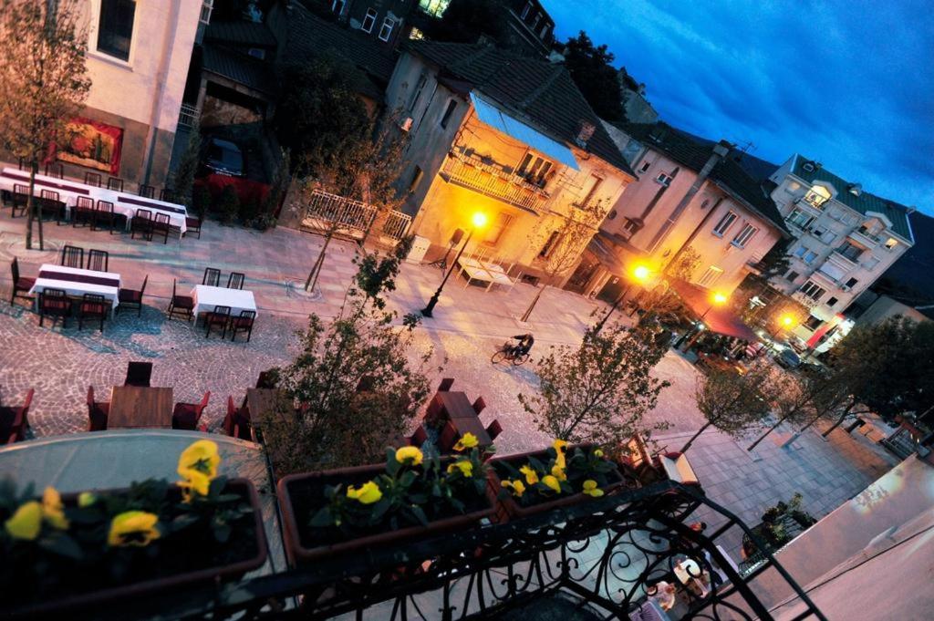 Hotel Room City Square With Great View No Parking Skopie Exterior foto